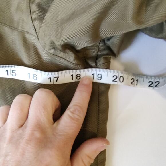 Burton Dryride Durashell Recruit Insulated Jacket in Khaki Size Large - Picture 13 of 16